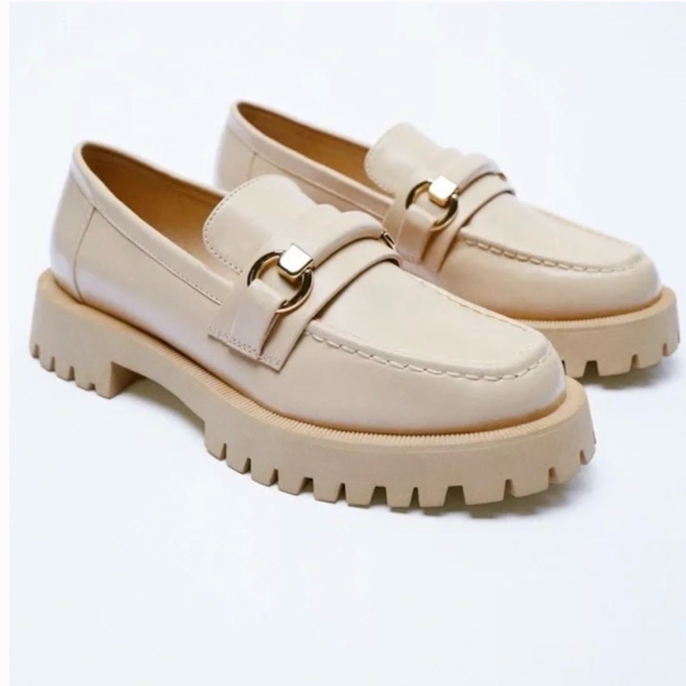 Zara Lug Sole Platform Loafers Buckle Cream Gold Size 38 or 7.5